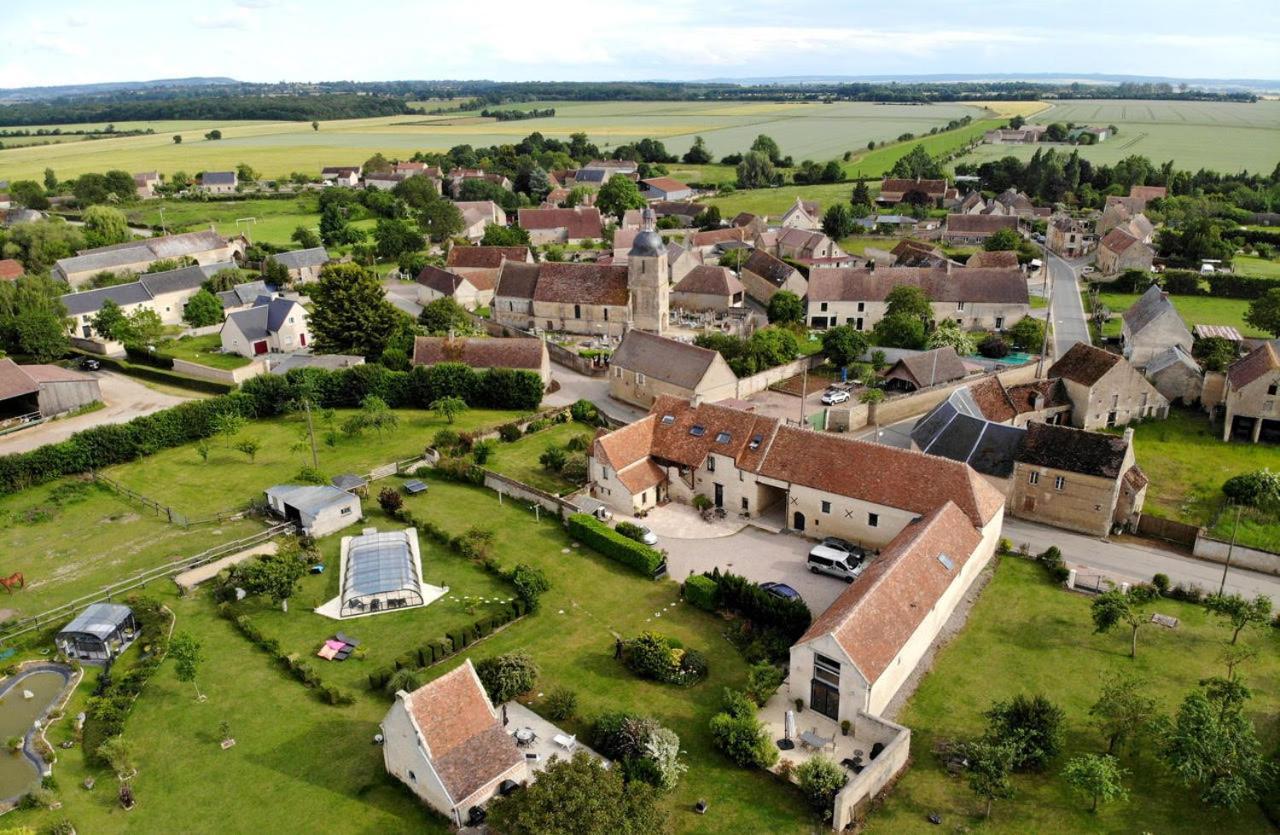 Les Gites Du Douet Du Houlle Courcy  Экстерьер фото